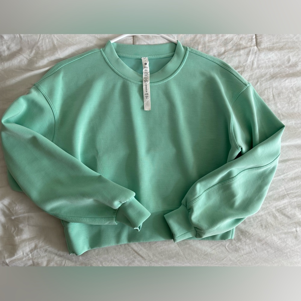 Lululemon- cropped sz 0